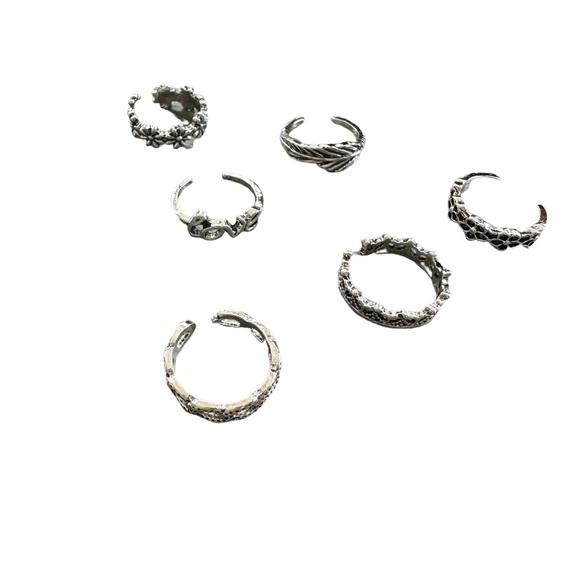 Boho Style Set of 6 Silver Toe Rings - Picture 2 of 7